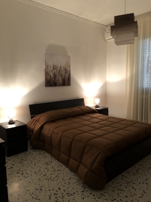 Matrimoniale scura notte