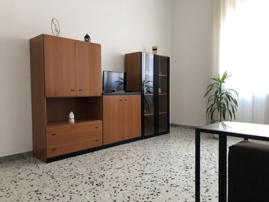 Sala-vetrinetta_onhold-e1552424123112